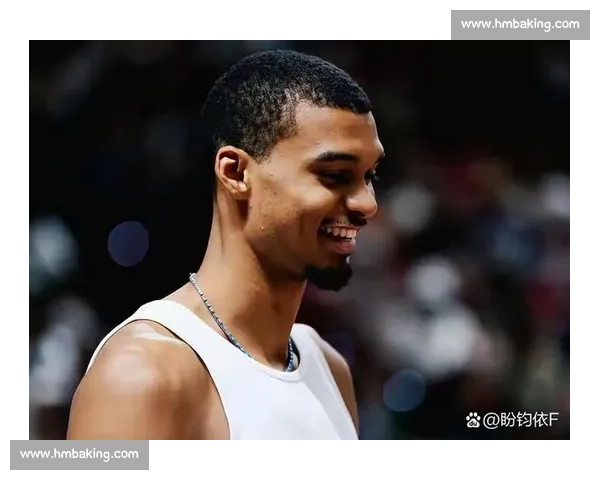 NBA猛龙鏖战雄鹿东部强强对决字母哥能否率队终结多伦多连胜气势